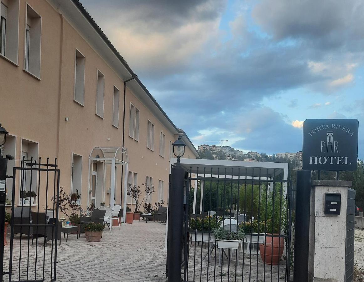 Hotel Porta Rivera Λ' Άκουιλα Εξωτερικό φωτογραφία