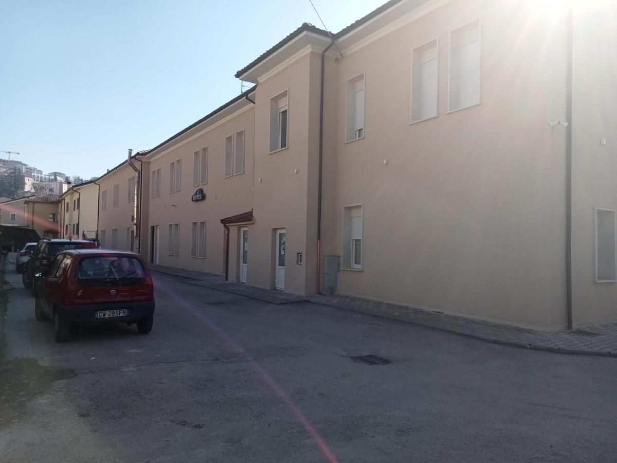 Hotel Porta Rivera Λ' Άκουιλα Εξωτερικό φωτογραφία