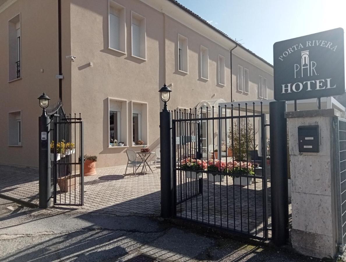 Hotel Porta Rivera Λ' Άκουιλα Εξωτερικό φωτογραφία